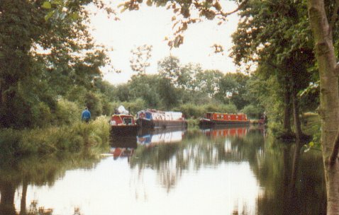 [Worcester and Birmingham Canal]